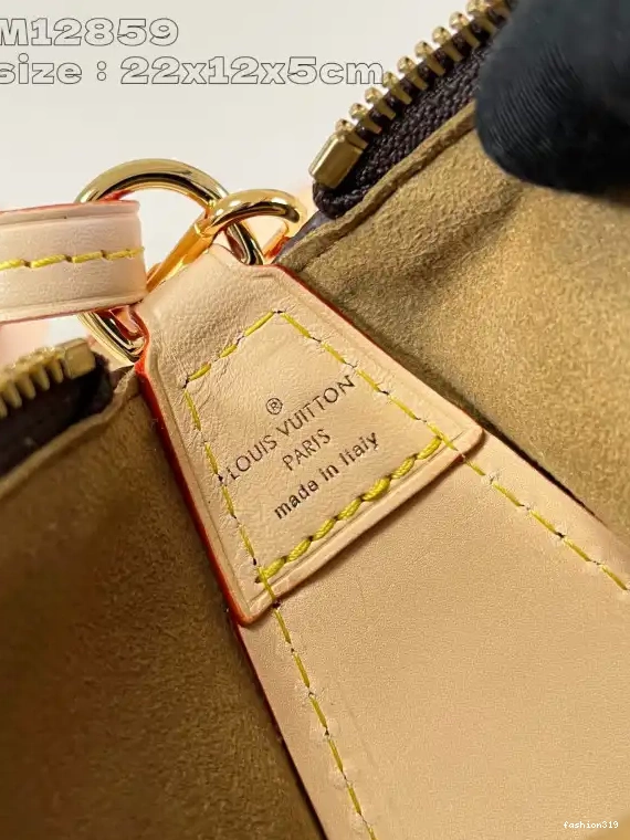 22 x x5.5CM 12 VUITTON Tirette Pochette - LOUIS 0401